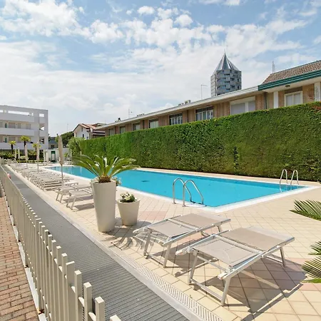 Appartement Papaya A102 *